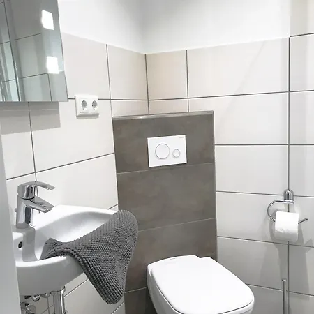 Reetdachkate, Inkl 2 Parkplaetze * Staberdorf